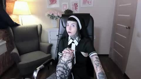 Snapshot of blood__mary chatting on July 29, 8:29 pm Mary online show from July 29, 8:29 pm