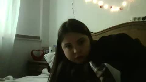 Snapshot of blowlena999 chatting on May 14, 1:51 pm blowlena999 online show from May 14, 1:51 pm