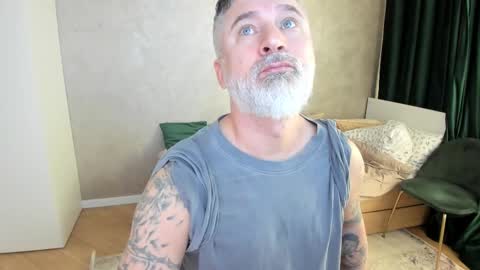 Snapshot of blowmyxxl chatting on February 9, 6:43 am Nico online show from February 9, 6:43 am