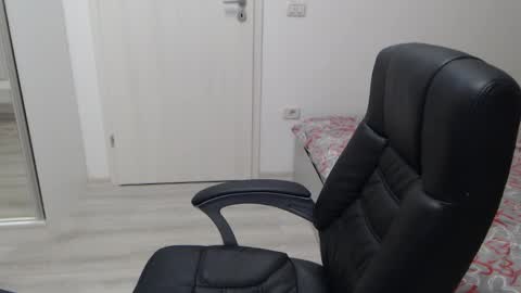 Juliet online show from February 25, 5:36 pm