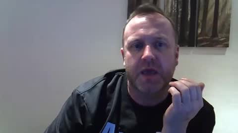 Snapshot of blue_eyes_paul chatting on April 8, 2:11 am blue_eyes_paul online show from April 8, 2:11 am