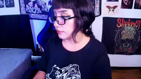 Snapshot of blue_katt chatting on February 27, 5:40 am blue katt online show from February 27, 5:40 am