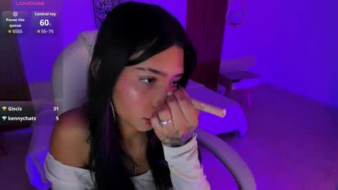 Snapshot of blue_skyx chatting on February 23, 2:14 pm Blue Sky online show from February 23, 2:14 pm