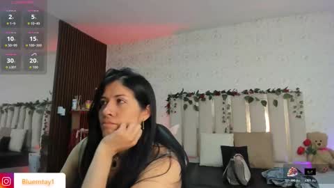 blue_tay1 online show from February 16, 12:01 pm