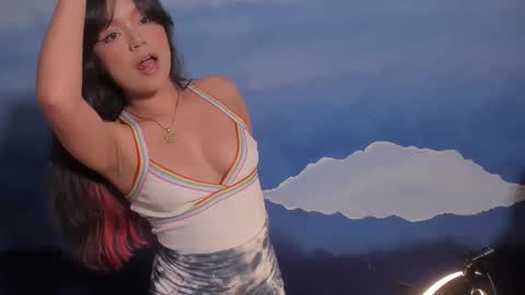 Snapshot of blue_warrior chatting on October 18, 7:53 am Blue online show from October 18, 7:53 am