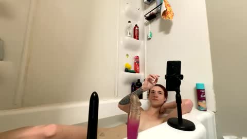 Snapshot of bluebloodednorsewitch chatting on January 8, 4:22 pm bluebloodednorsewitch online show from January 8, 4:22 pm