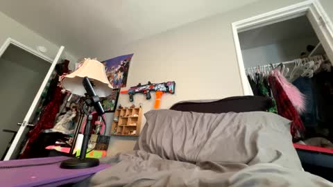 Snapshot of bluebloodednorsewitch chatting on January 17, 8:44 pm bluebloodednorsewitch online show from January 17, 8:44 pm