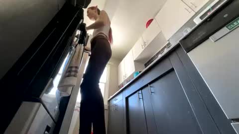 Snapshot of bluebloodednorsewitch chatting on February 13, 5:22 pm bluebloodednorsewitch online show from February 13, 5:22 pm