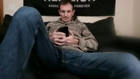 Snapshot of bluecollarfck chatting on February 13, 8:43 am Dominick Wyte online show from February 13, 8:43 am