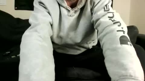 Snapshot of bluecollarfck chatting on February 13, 8:49 pm Dominick Wyte online show from February 13, 8:49 pm
