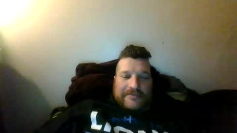 Snapshot of bluedemoneyes1986 chatting on February 23, 12:30 am bluedemoneyes1986 online show from February 23, 12:30 am