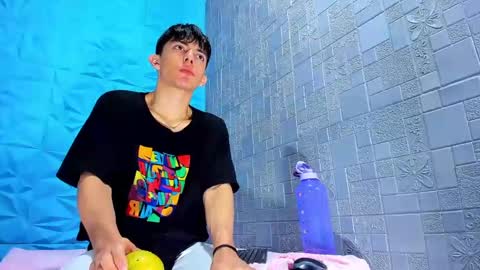 Snapshot of blueestar03 chatting on December 9, 12:19 pm blueestar03 online show from December 9, 12:19 pm