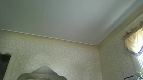Snapshot of bluemoose70 chatting on June 27, 7:52 pm bluemoose70 online show from June 27, 7:52 pm