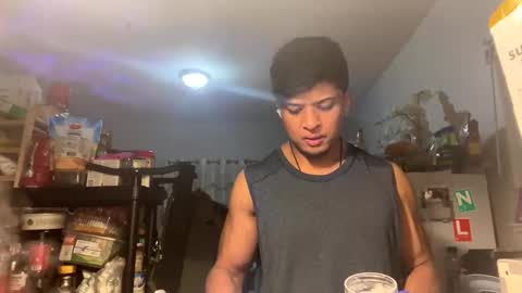 bluevegeta143 online show from November 27, 1:51 am