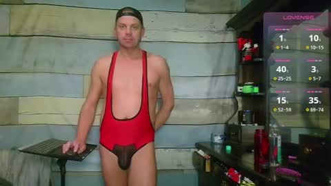 Snapshot of blueyes_hung1 chatting on June 26, 8:30 am Fun Boi online show from June 26, 8:30 am