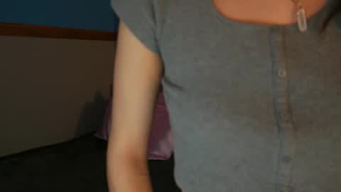 Snapshot of bluntbabe chatting on January 3, 4:33 am Sasha online show from January 3, 4:33 am