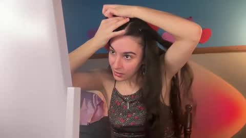 Snapshot of bluntbabe chatting on February 14, 10:47 pm Sasha online show from February 14, 10:47 pm