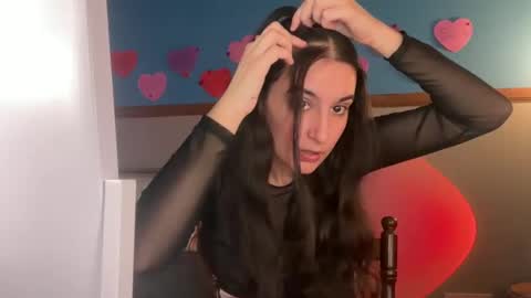 Snapshot of bluntbabe chatting on February 22, 1:22 am Sasha online show from February 22, 1:22 am