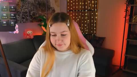 Snapshot of blush_ellie chatting on February 27, 10:48 am Ellie3 online show from February 27, 10:48 am