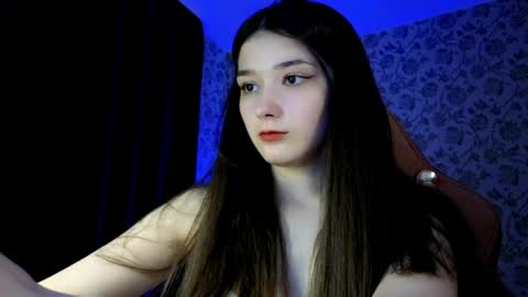 Snapshot of blushed_pussy chatting on June 1, 6:42 pm nastya online show from June 1, 6:42 pm