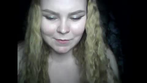 blushing_star online show from March 12, 6:44 pm