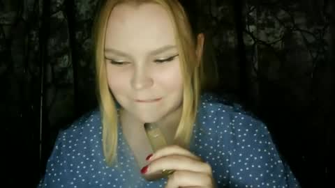 blushing_star online show from September 25, 4:43 pm