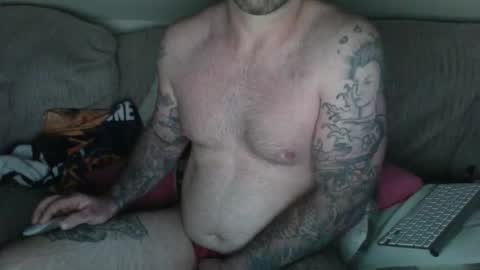 Snapshot of bmar1t1990 chatting on June 6, 8:08 am bmar1t1990 online show from June 6, 8:08 am