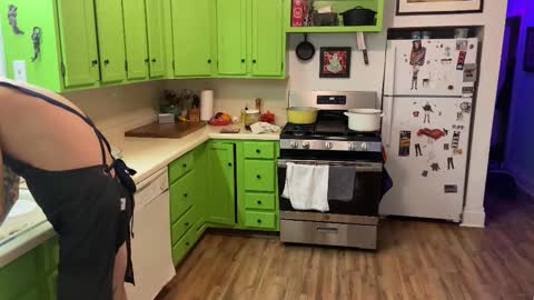 ZuperZexyZounds online show from November 27, 6:04 am