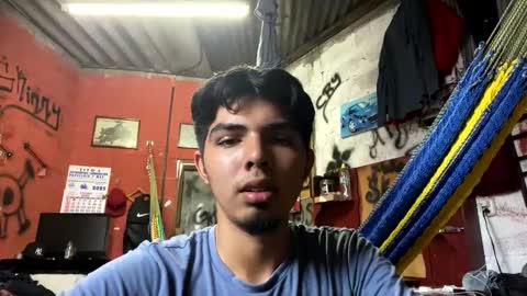 Snapshot of bnnnnnz chatting on March 12, 8:31 pm bennnn online show from March 12, 8:31 pm