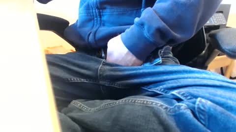 Snapshot of bobbuild chatting on March 3, 9:44 am bobbuild online show from March 3, 9:44 am