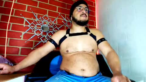 Snapshot of bobby_kbrera chatting on October 12, 9:25 pm bobby_kbrera online show from October 12, 9:25 pm