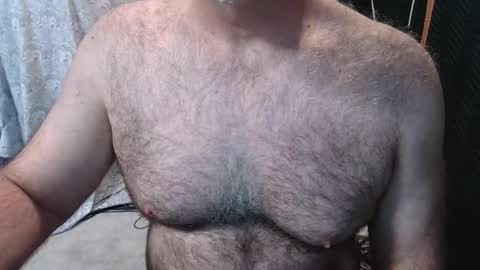 Snapshot of bobbyhill27b chatting on May 18, 5:52 pm BobbyHill27b online show from May 18, 5:52 pm
