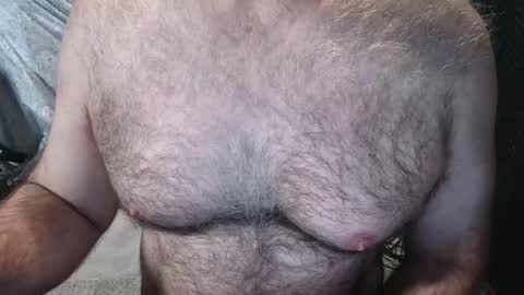 Snapshot of bobbyhill27b chatting on May 24, 2:11 pm BobbyHill27b online show from May 24, 2:11 pm