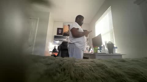 Luv bug  online show from March 28, 9:47 pm