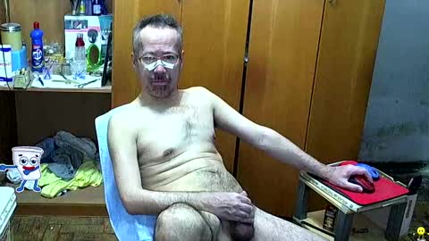 Snapshot of bobsne chatting on January 19, 8:50 am bobsne online show from January 19, 8:50 am