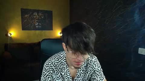 BodhiHayes online show from March 8, 5:22 am