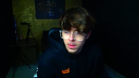 BodhiHayes online show from April 5, 4:31 am