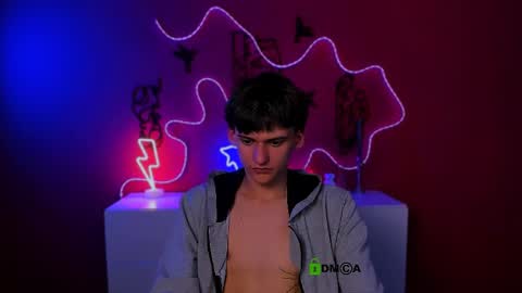 bodi_jon online show from April 18, 6:56 pm