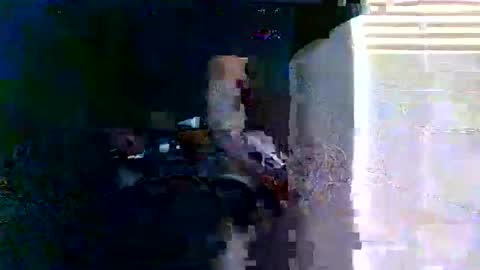 Snapshot of bodyart85_19 chatting on February 6, 10:35 pm Bodyart85 19 online show from February 6, 10:35 pm