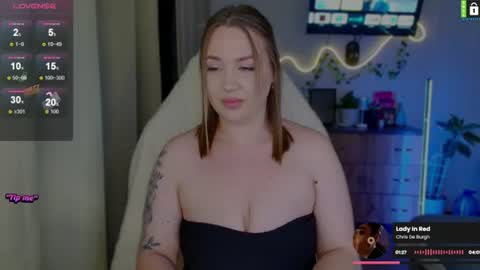 Snapshot of bodylina chatting on June 18, 8:24 pm Lina online show from June 18, 8:24 pm