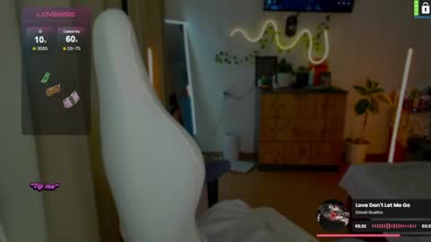 Snapshot of bodylina chatting on July 24, 8:51 pm Lina online show from July 24, 8:51 pm