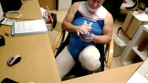 bodymen1 online show from March 4, 11:33 pm