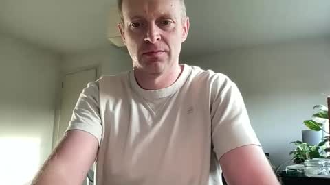 ask me online show from November 6, 8:15 am