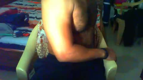 Snapshot of boldinddude chatting on April 20, 6:42 pm Chris B online show from April 20, 6:42 pm