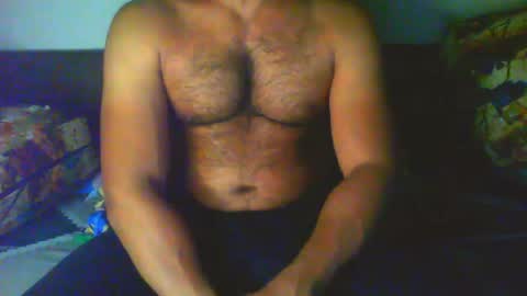 Snapshot of boldinddude chatting on May 13, 11:33 pm Chris B online show from May 13, 11:33 pm