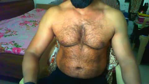 Snapshot of boldinddude chatting on May 22, 11:38 am Chris B online show from May 22, 11:38 am