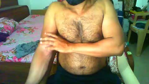Snapshot of boldinddude chatting on May 26, 6:59 pm Chris B online show from May 26, 6:59 pm