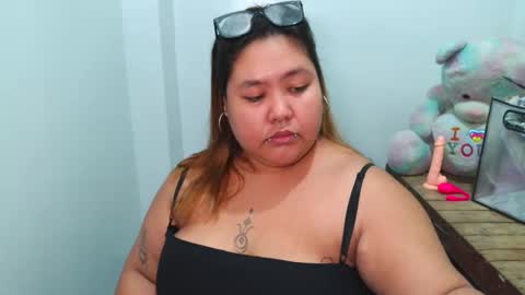 bombastic_darla online show from February 23, 4:04 pm