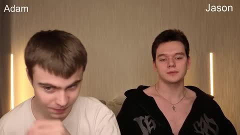 Snapshot of bonaqua_ chatting on February 6, 4:39 am AdamJasonPVT IS OPEN online show from February 6, 4:39 am