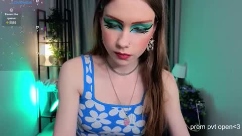 Karen online show from January 10, 2:08 pm